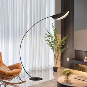 Lampe sur pied skabta en arc de fer pour salon, chambre et bureau - Style moderne
